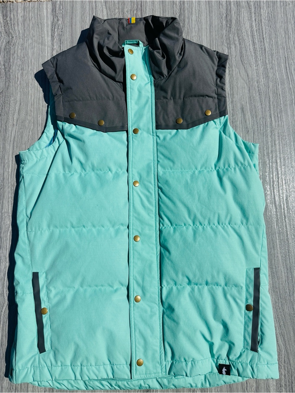 Cotopaxi Mint Green Quilted Vest with Black Yoke